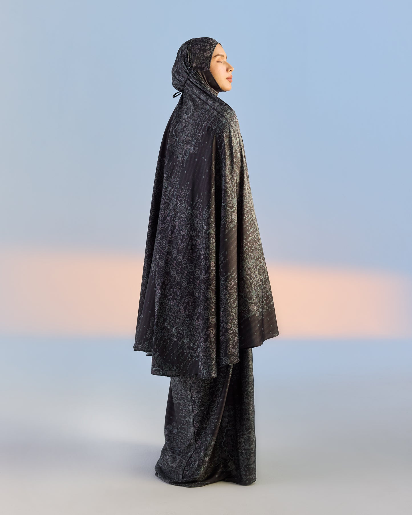 TASNEEM Telekung
